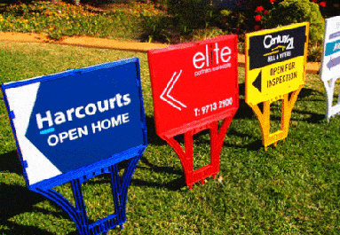 Plastic Signholders – Real Estate Directional Signs